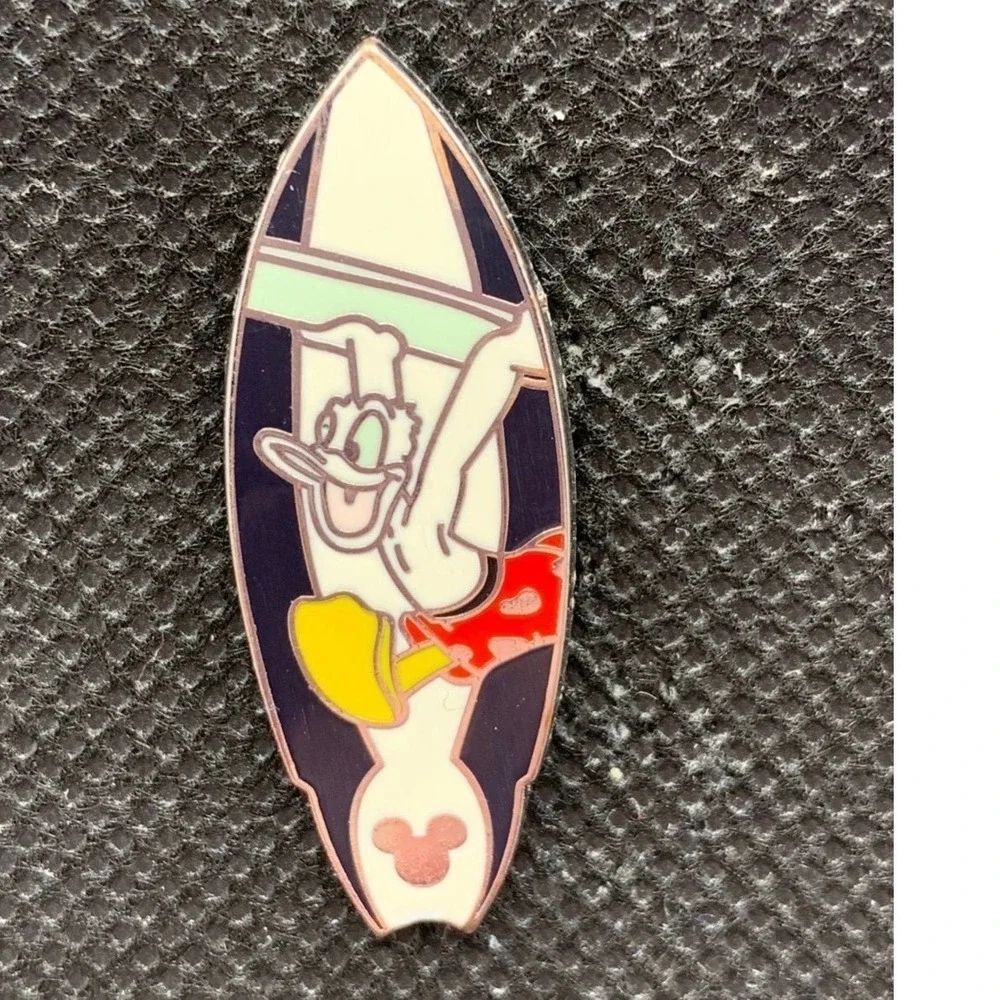 2005 Donald Duck surf board Disney Pin Hidden Mickey Set Vintage Cast Only